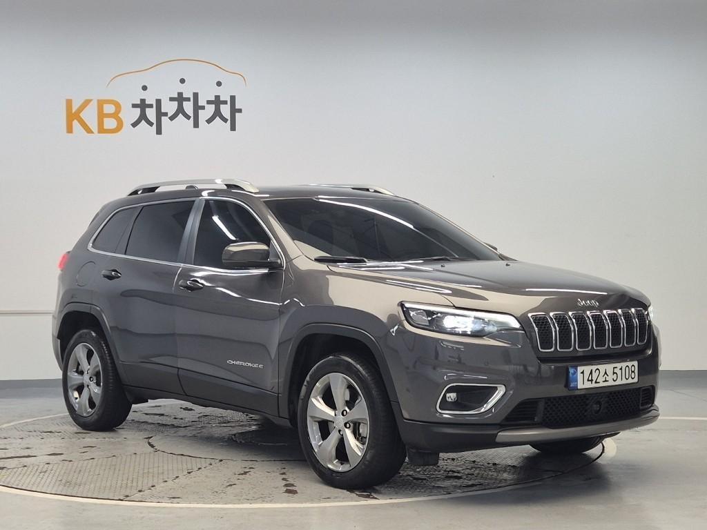 Jeep Cherokee - Vista 4