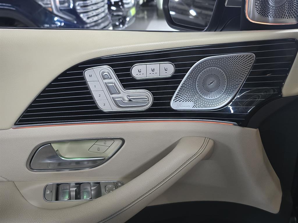 Mercedes Benz GLS Class - Vista 8