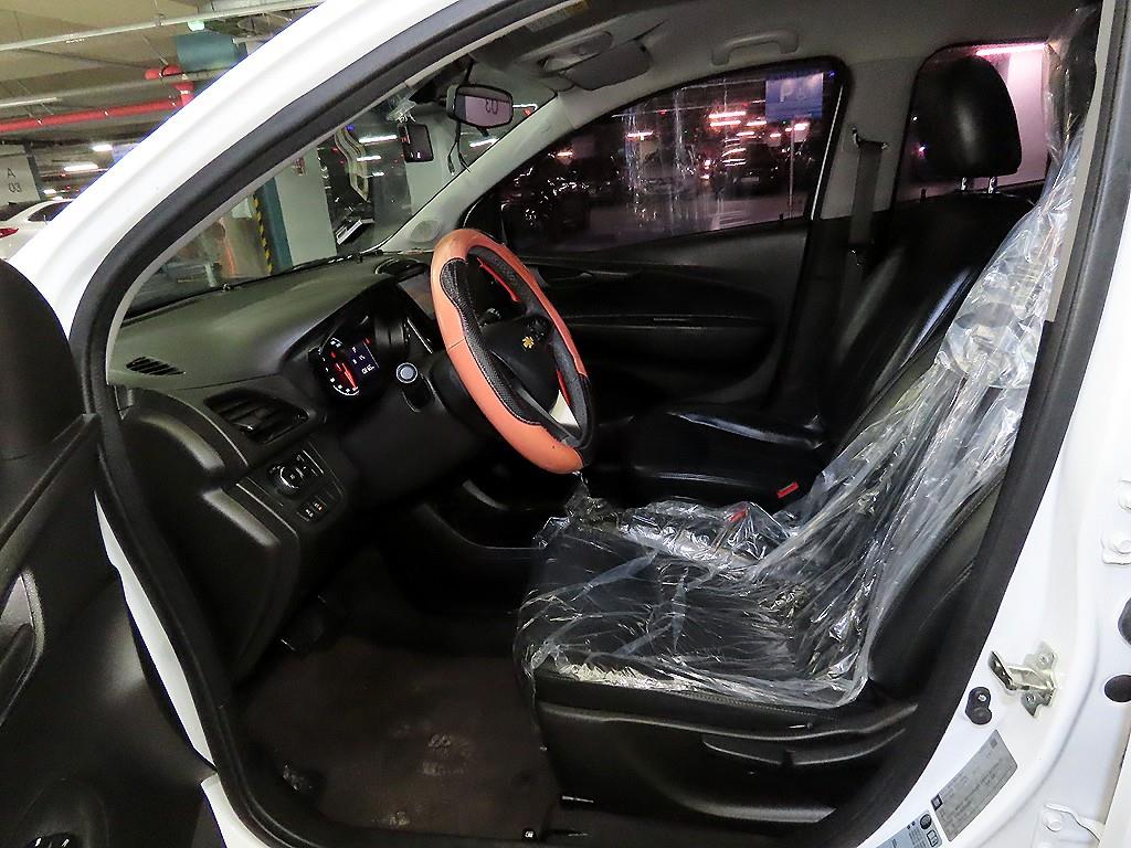 Chevrolet Spark - Vista 6