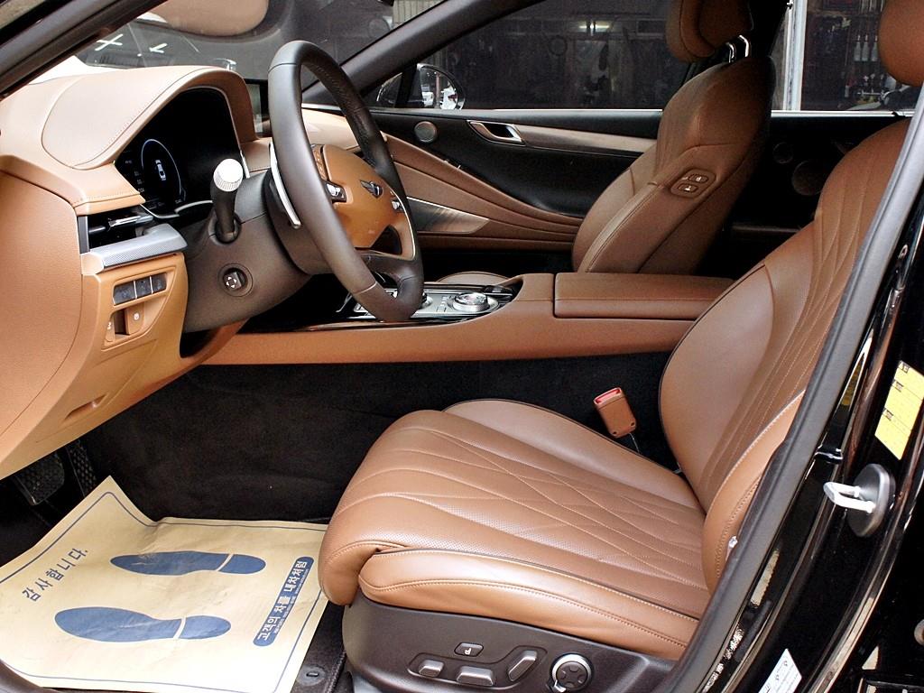 Genesis G80 - Vista 9