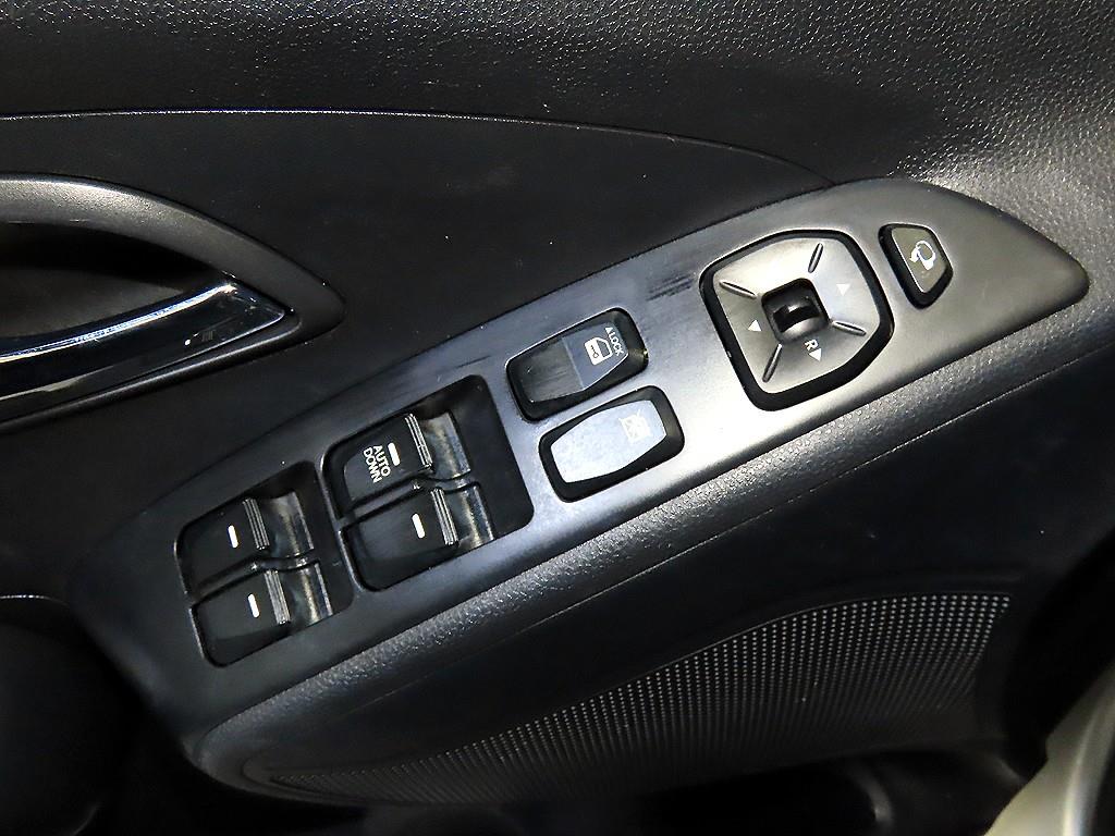 HYUNDAI Tucson 2012 Gris - Importación desde Corea - HF Imports Iquique - Foto 13