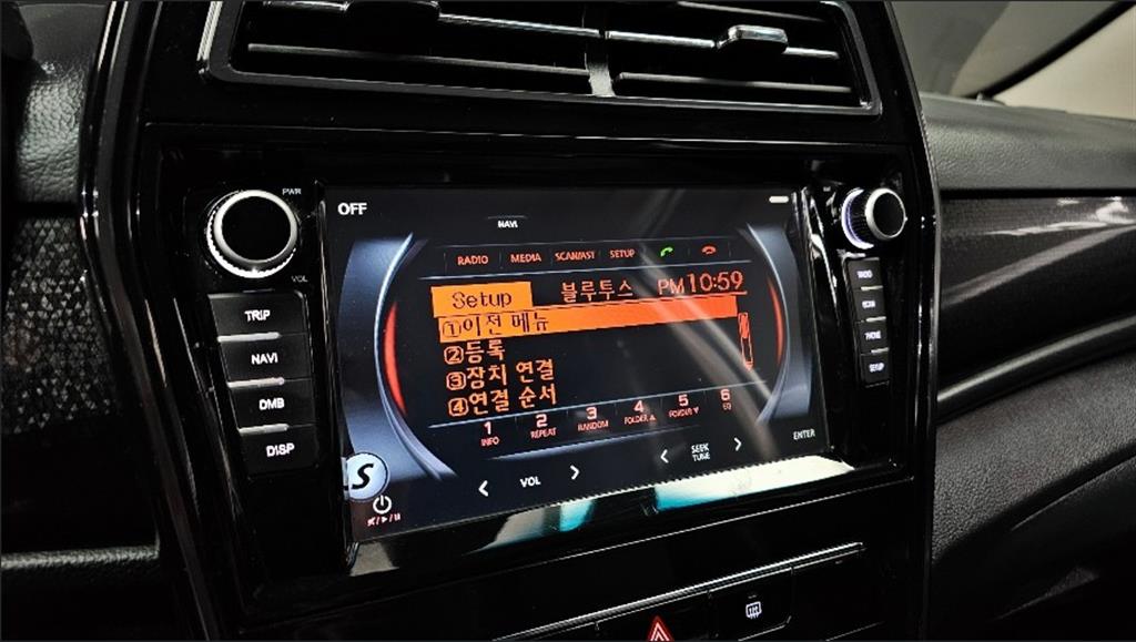 Ssangyong Tivoli 2021 Blanco - Importación desde Corea - HF Imports Iquique - Foto 16