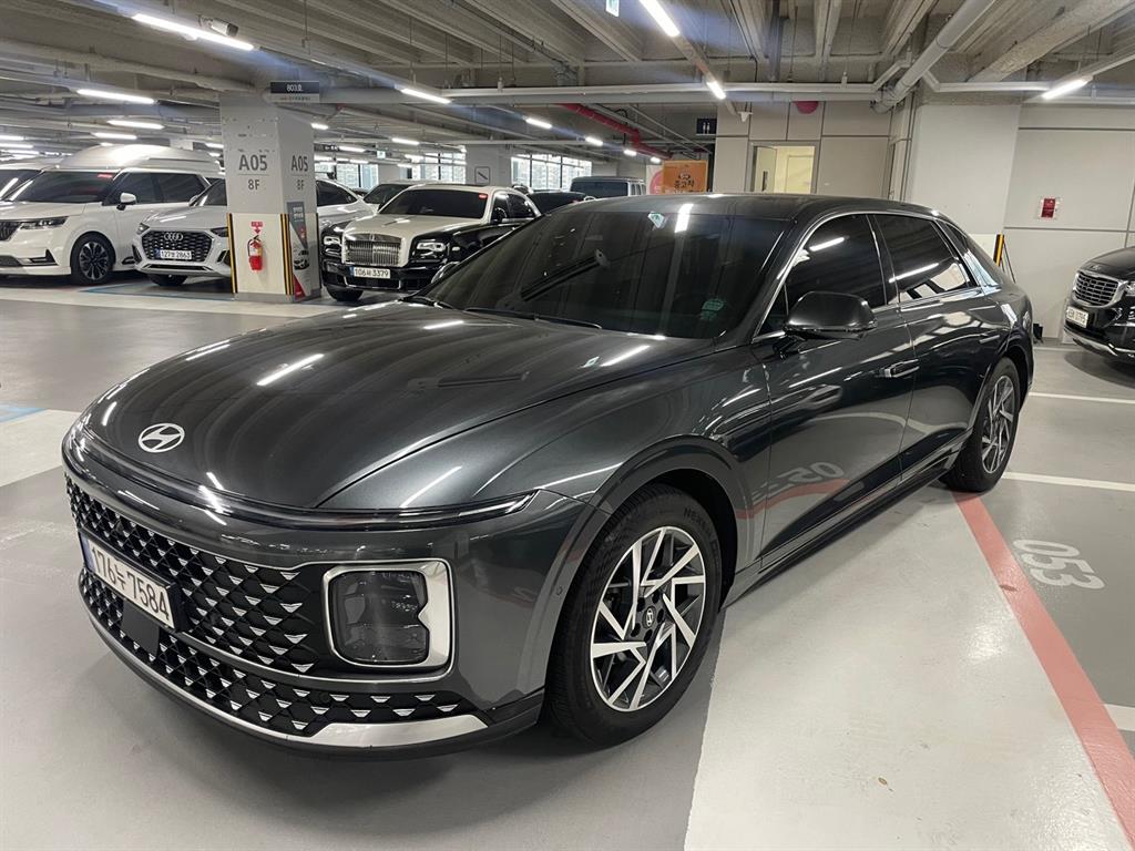 HYUNDAI Grandeur - Vista 2