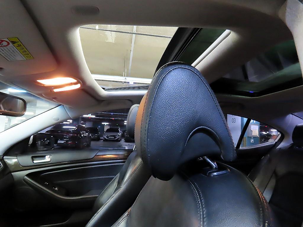 KIA K7 2013 Blanco - Importación desde Corea - HF Imports Iquique - Foto 17