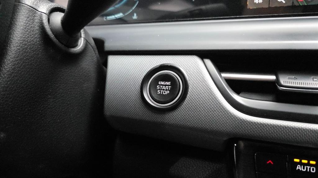 KIA Seltos 2024 Gris - Importación desde Corea - HF Imports Iquique - Foto 19