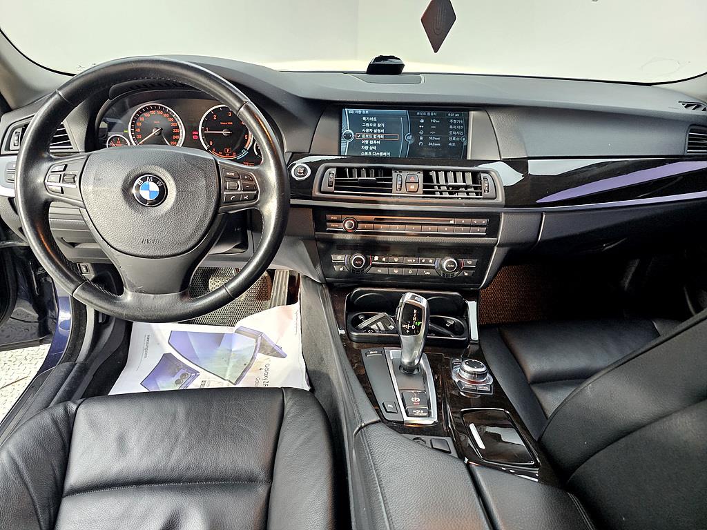 BMW 5 Series - Vista 5