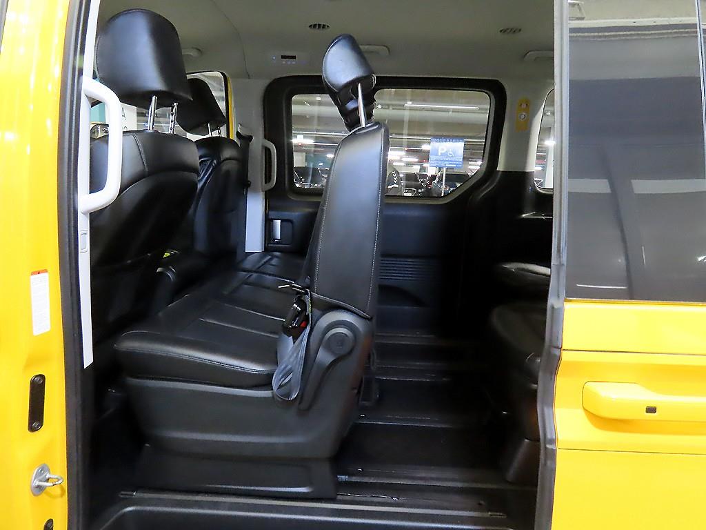 HYUNDAI Staria - Vista 7