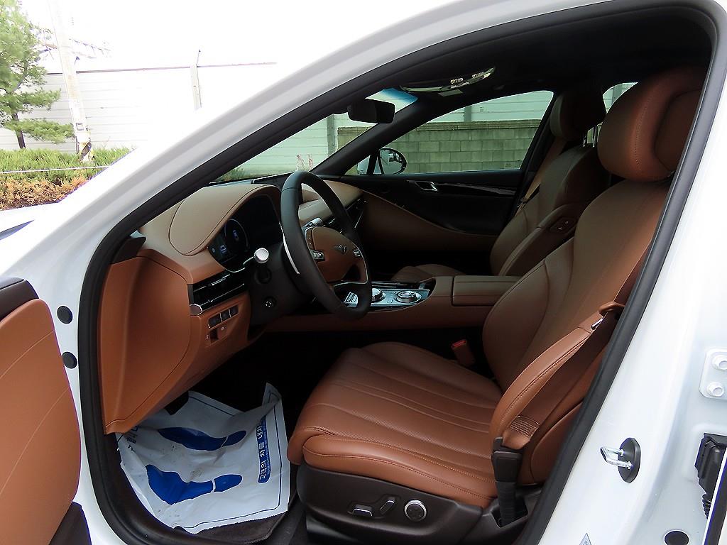 Genesis G80 - Vista 5