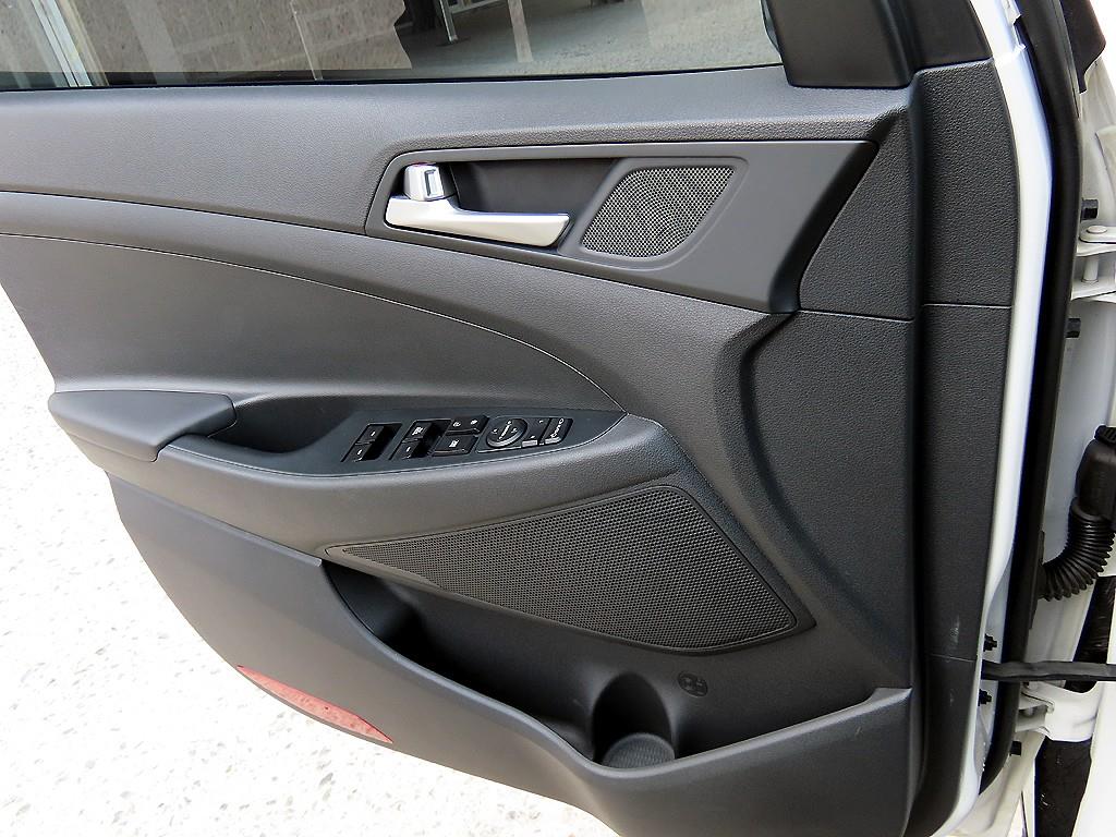 HYUNDAI Tucson - Vista 11