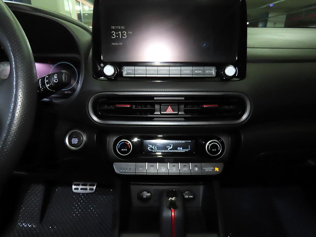 HYUNDAI Kona - Vista 11