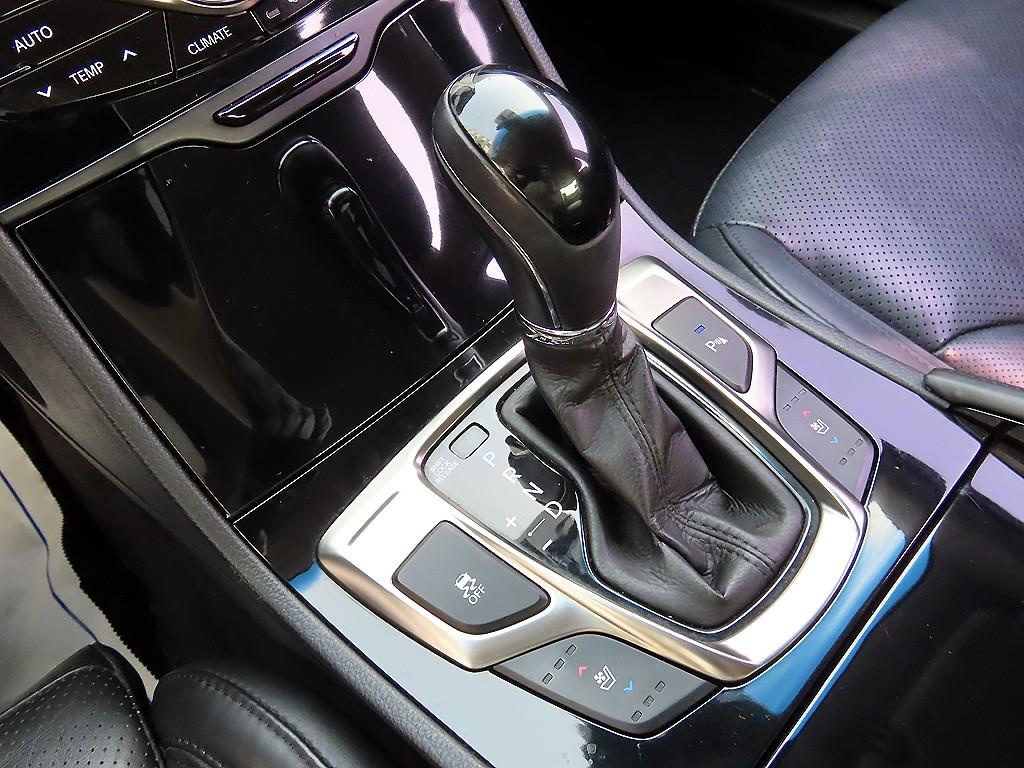 HYUNDAI Grandeur - Vista 10