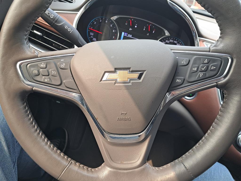 Chevrolet Malibu - Vista 10