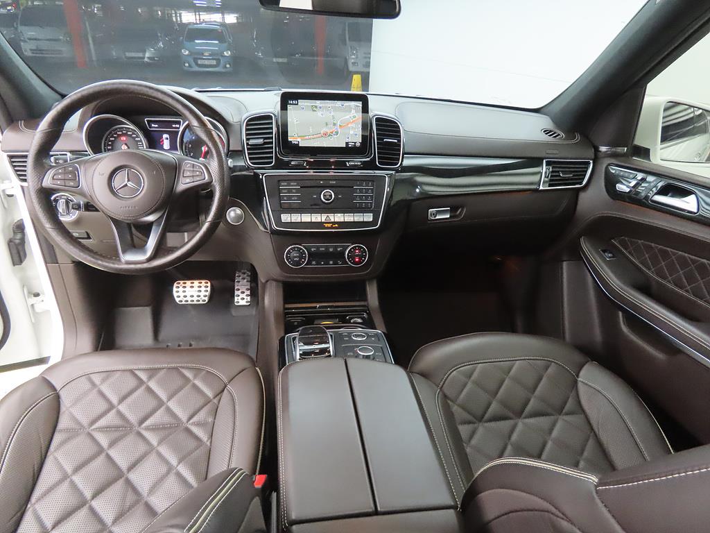 Mercedes Benz GLS Class - Vista 7