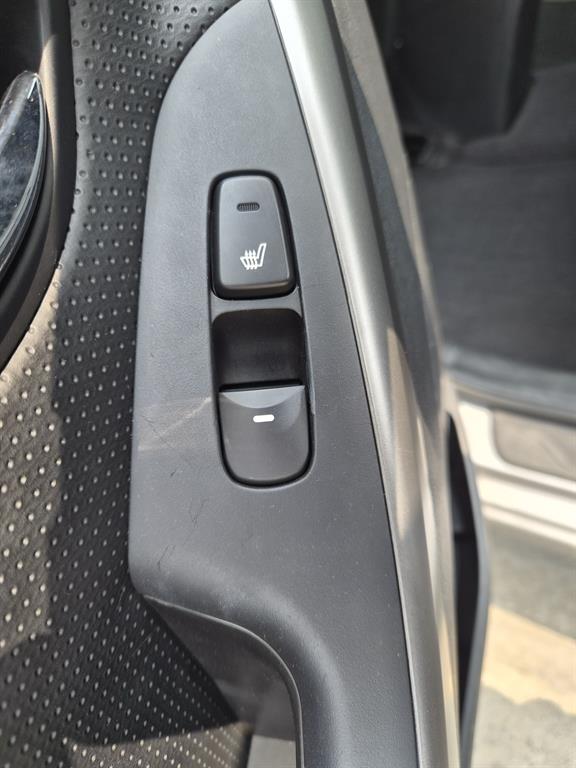 HYUNDAI Avante - Vista 11