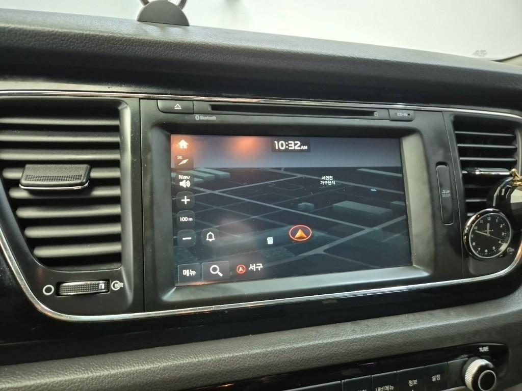 KIA Carnival 2016 Blanco - Importación desde Corea - HF Imports Iquique - Foto 14