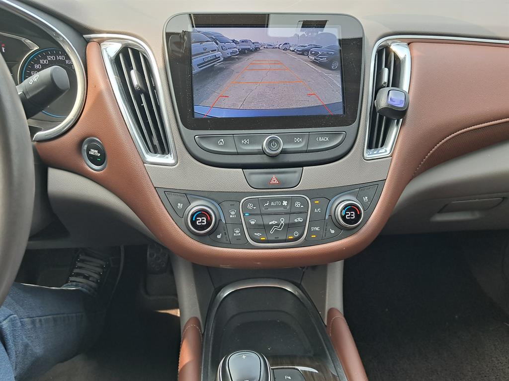 Chevrolet Malibu - Vista 9