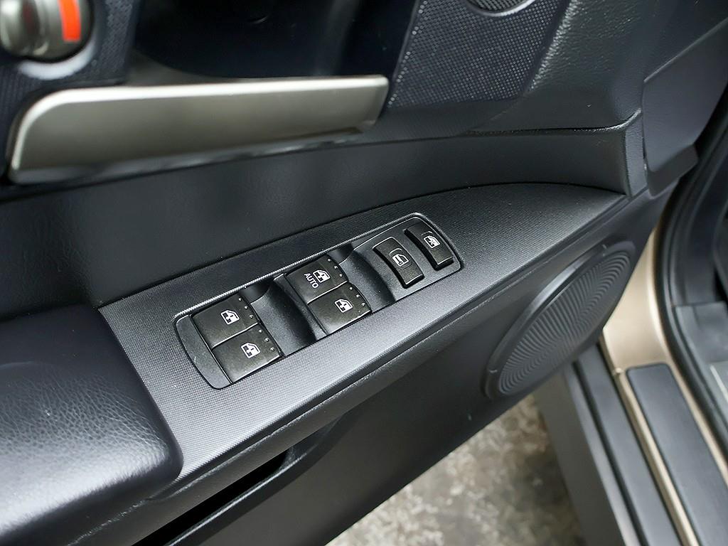 Ssangyong Korando 2017 Café - Importación desde Corea - HF Imports Iquique - Foto 13