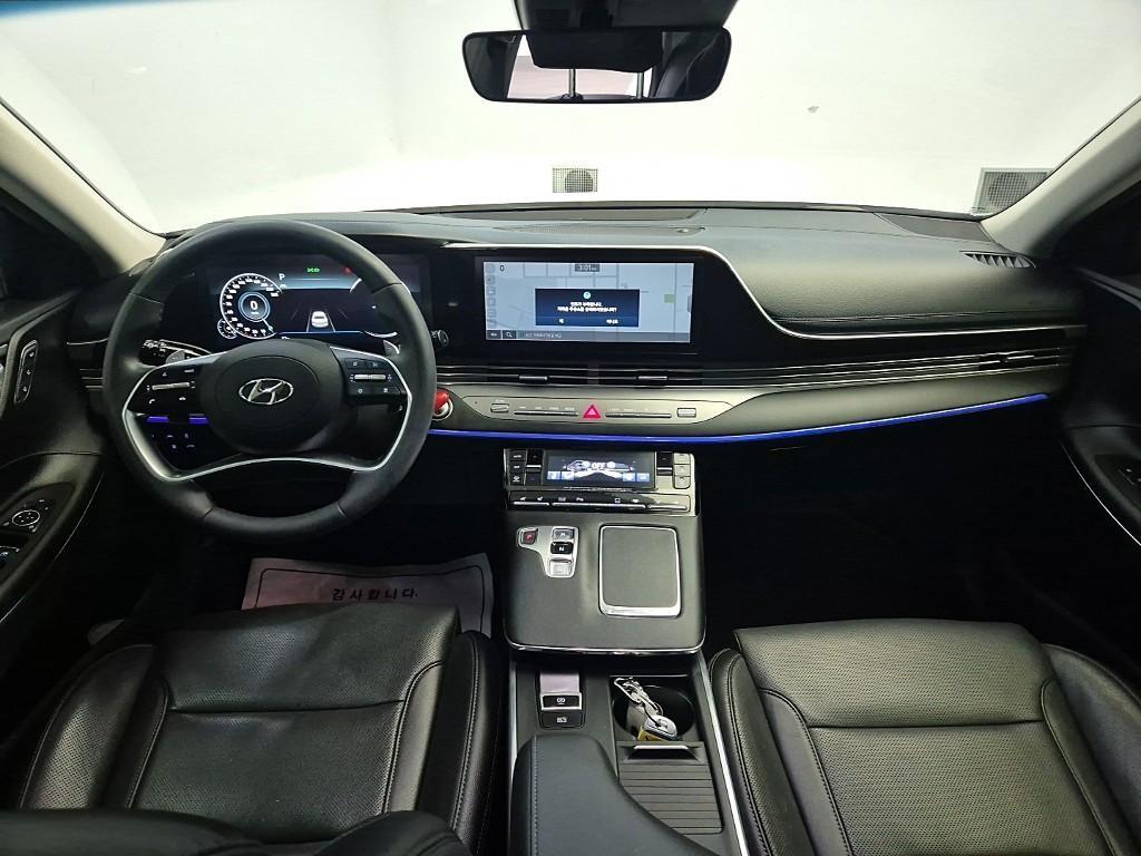 HYUNDAI Grandeur - Vista 7