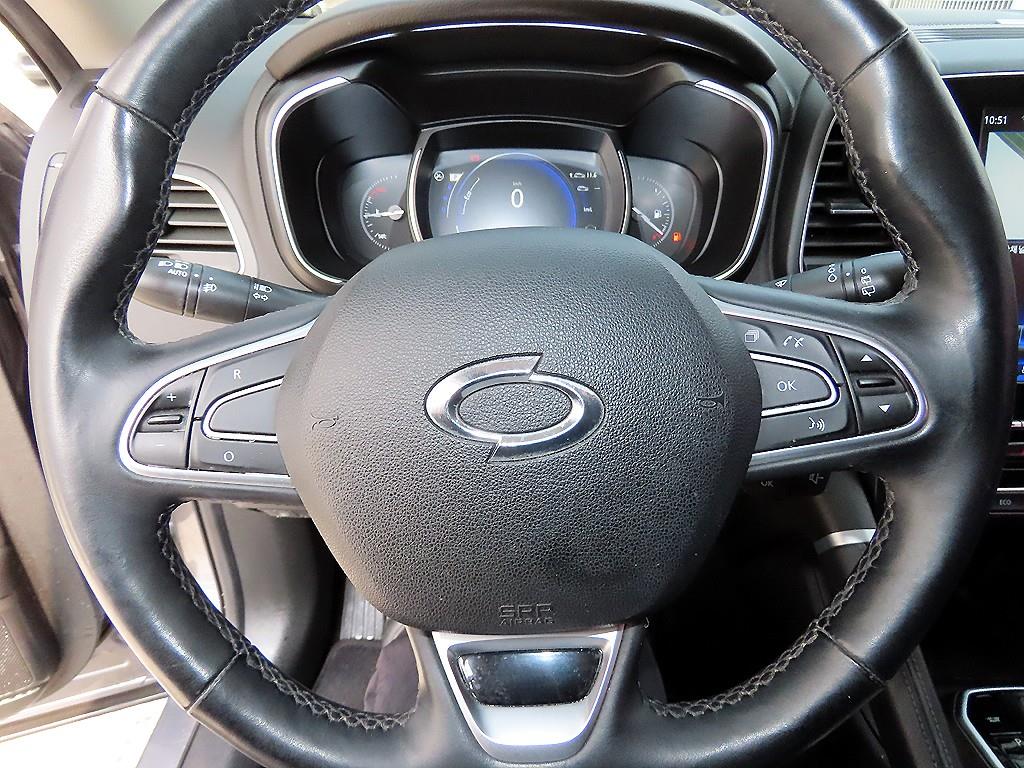 SAMSUNG QM6 - Vista 8