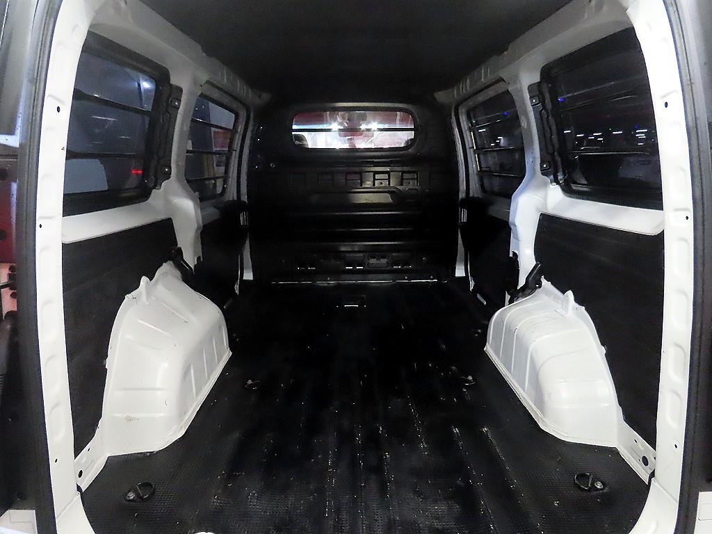 HYUNDAI Staria 2022 Blanco - Importación desde Corea - HF Imports Iquique - Foto 18