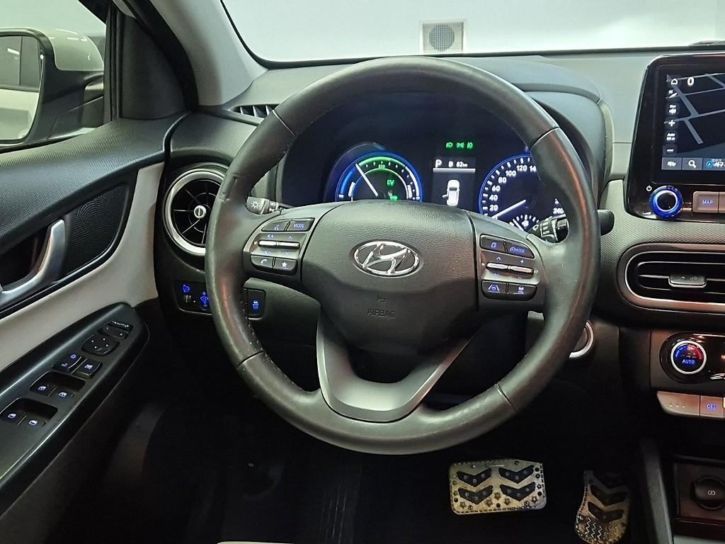 HYUNDAI Kona - Vista 9