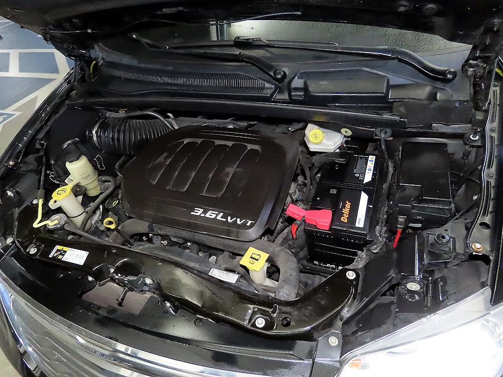 Chrysler Voyager 2016 Negro - Importación desde Corea - HF Imports Iquique - Foto 19