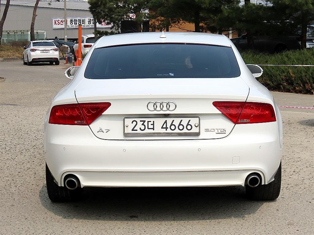 Audi A7 - Vista 4
