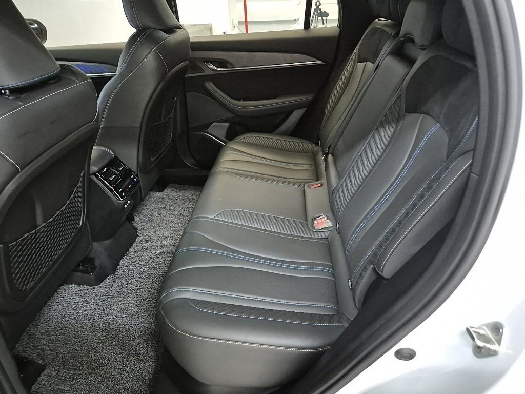 SAMSUNG Grand Koleos - Vista 12