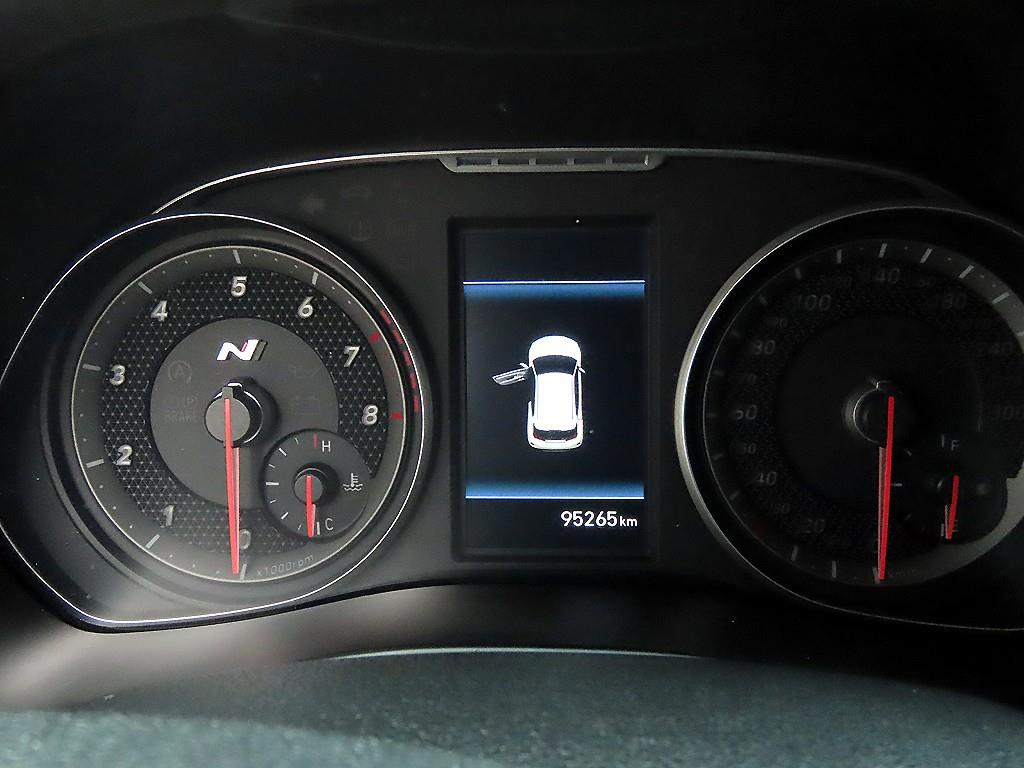 HYUNDAI Veloster - Vista 9