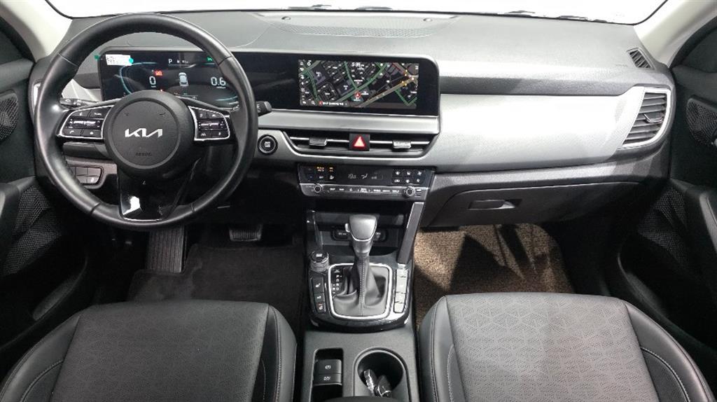 KIA Seltos - Vista 7