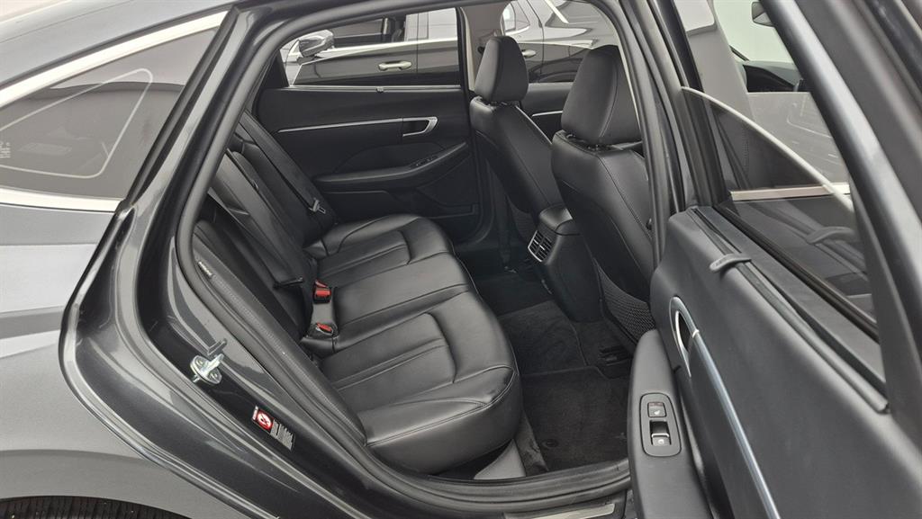 HYUNDAI Sonata - Vista 7