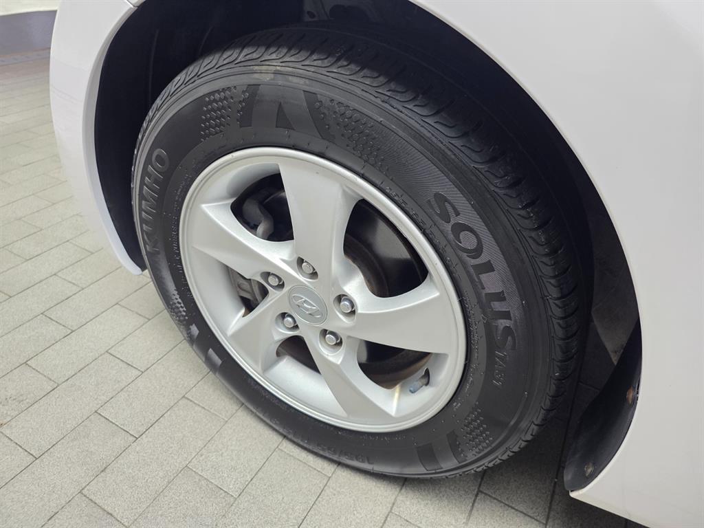 HYUNDAI Avante 2012 Blanco - Importación desde Corea - HF Imports Iquique - Foto 13