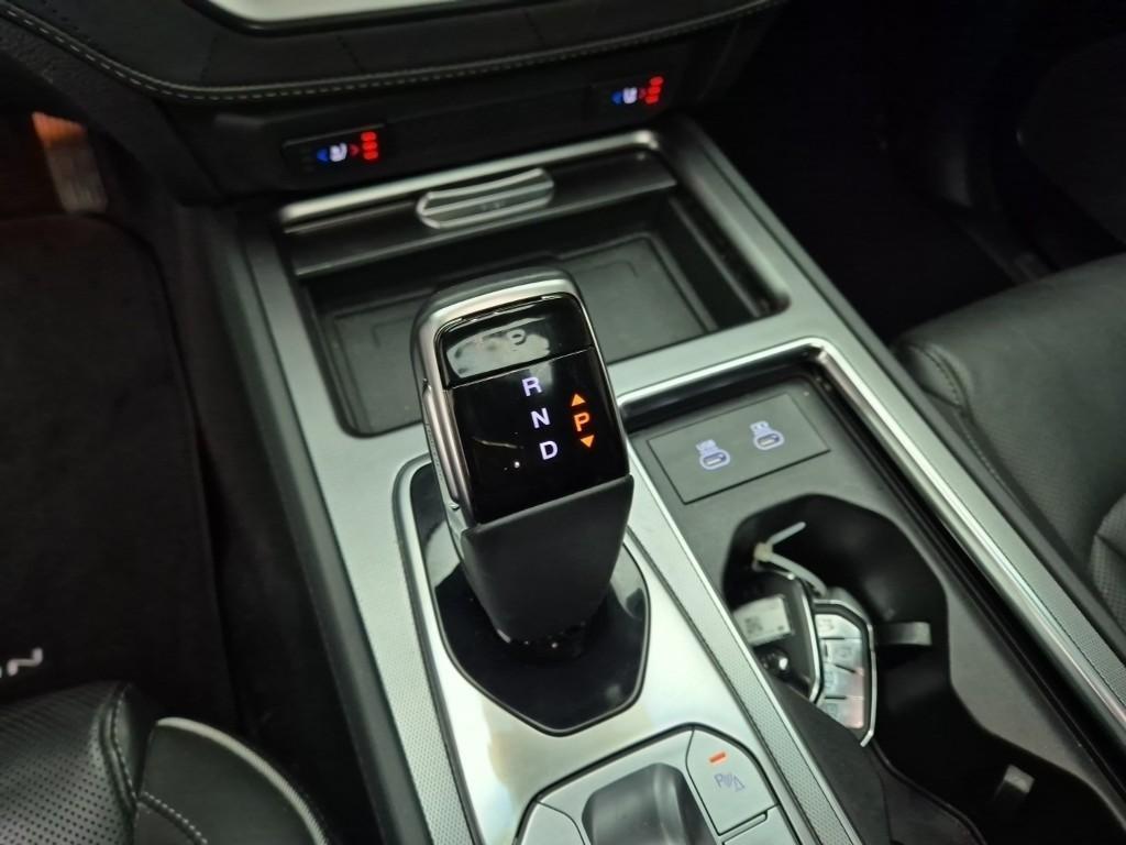 Ssangyong Rexton - Vista 8