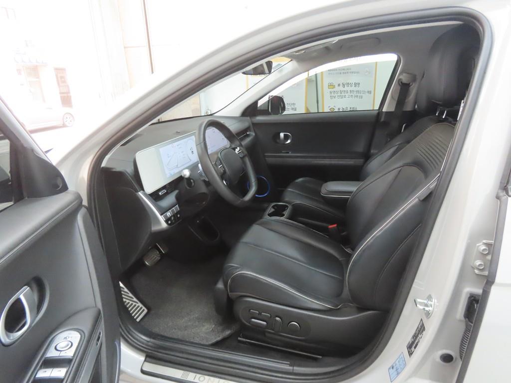 HYUNDAI Ioniq 5 - Vista 5