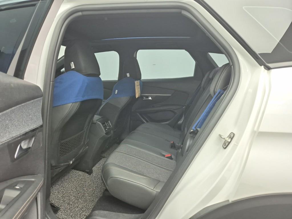 Peugeot 3008 - Vista 12