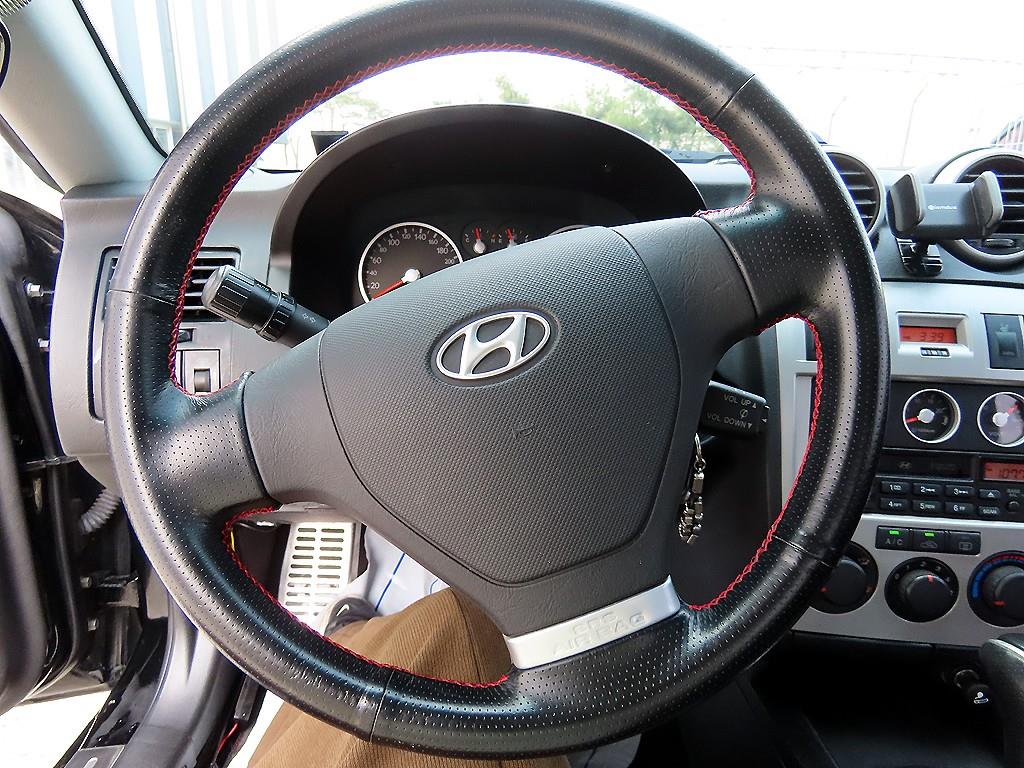 HYUNDAI Tuscani - Vista 8