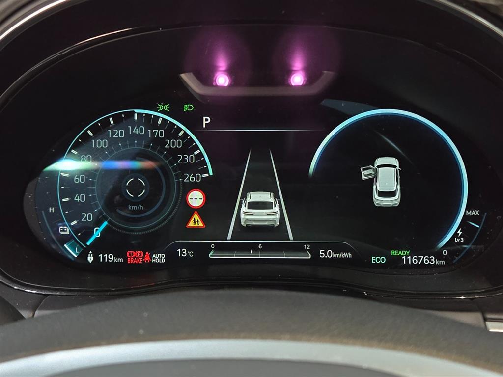 Genesis GV70 - Vista 10