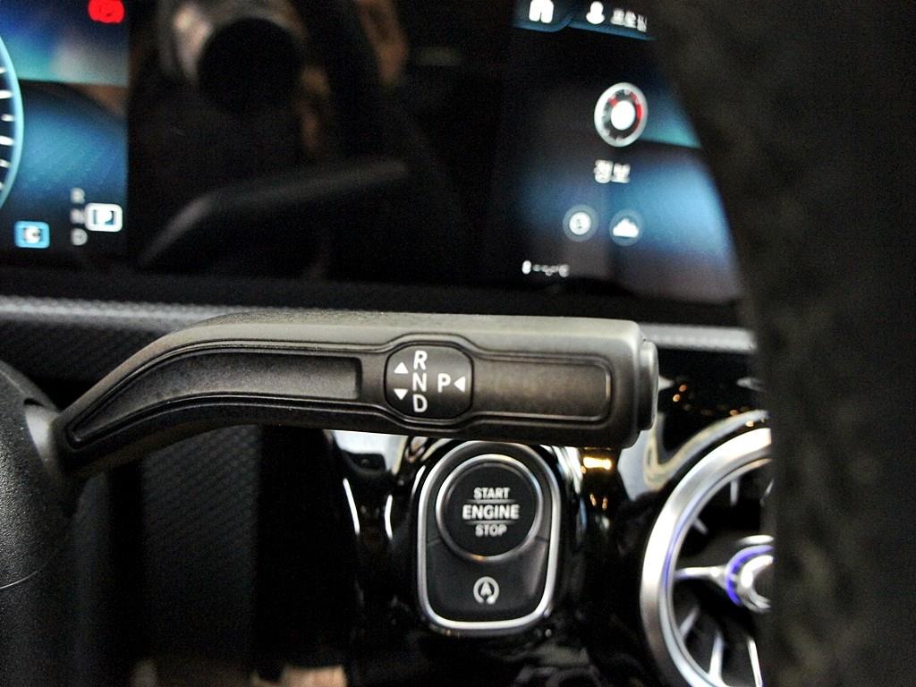 Mercedes Benz A Class 2020 Negro - Importación desde Corea - HF Imports Iquique - Foto 11