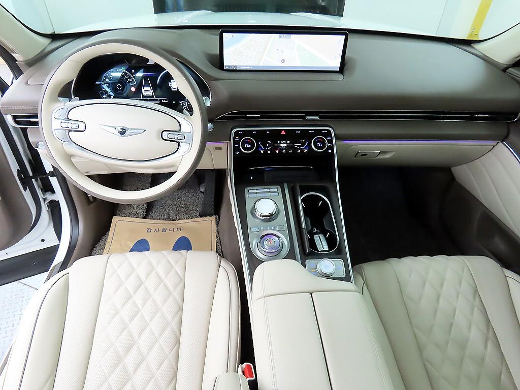 Genesis GV80 - Vista 7