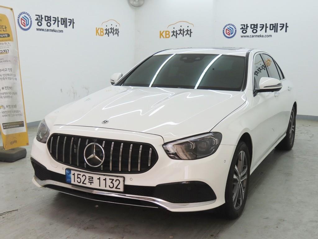 Mercedes Benz E class - Vista 2