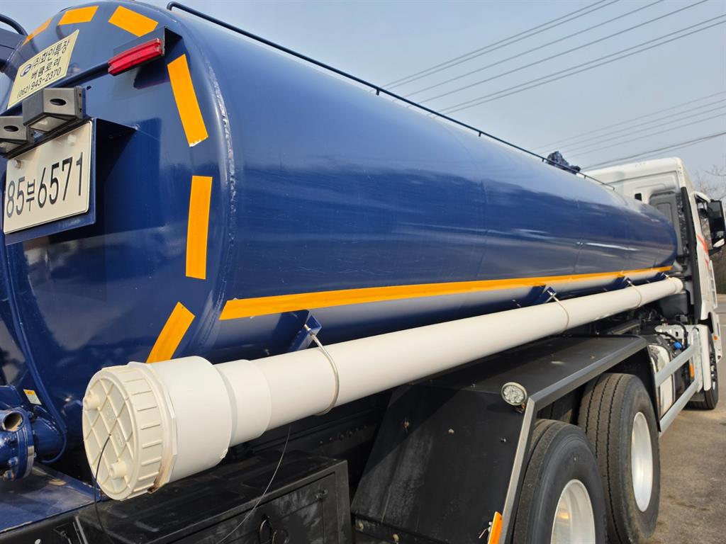 medium and large cargo Rory - Vista 10