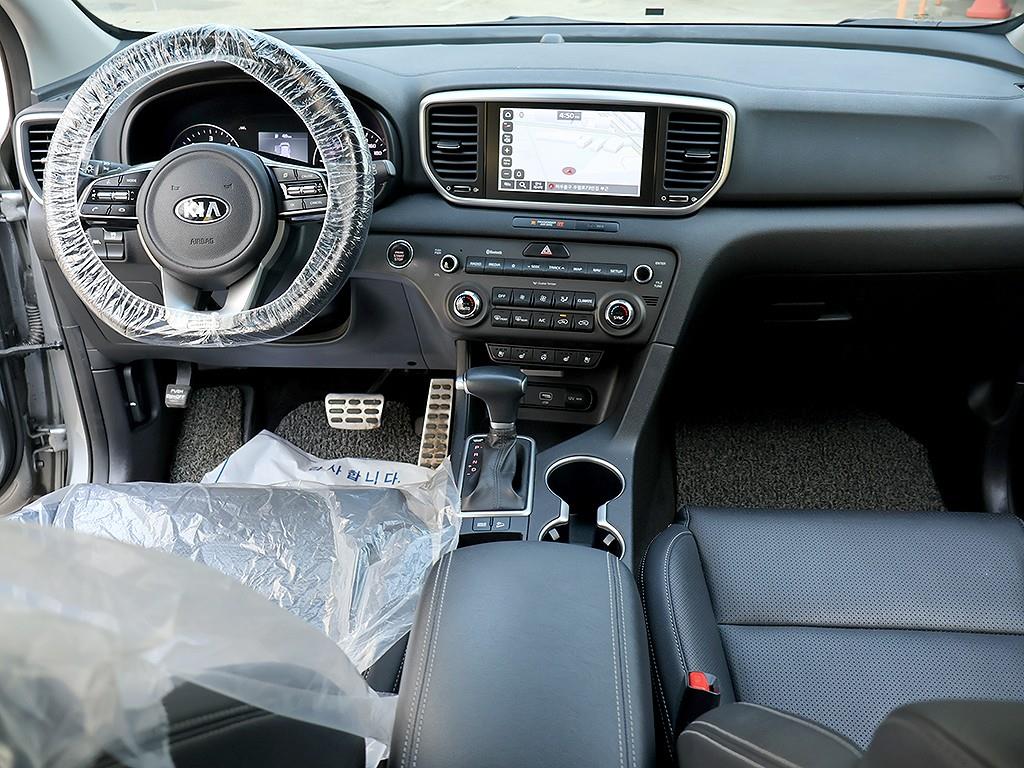 KIA Sportage - Vista 9