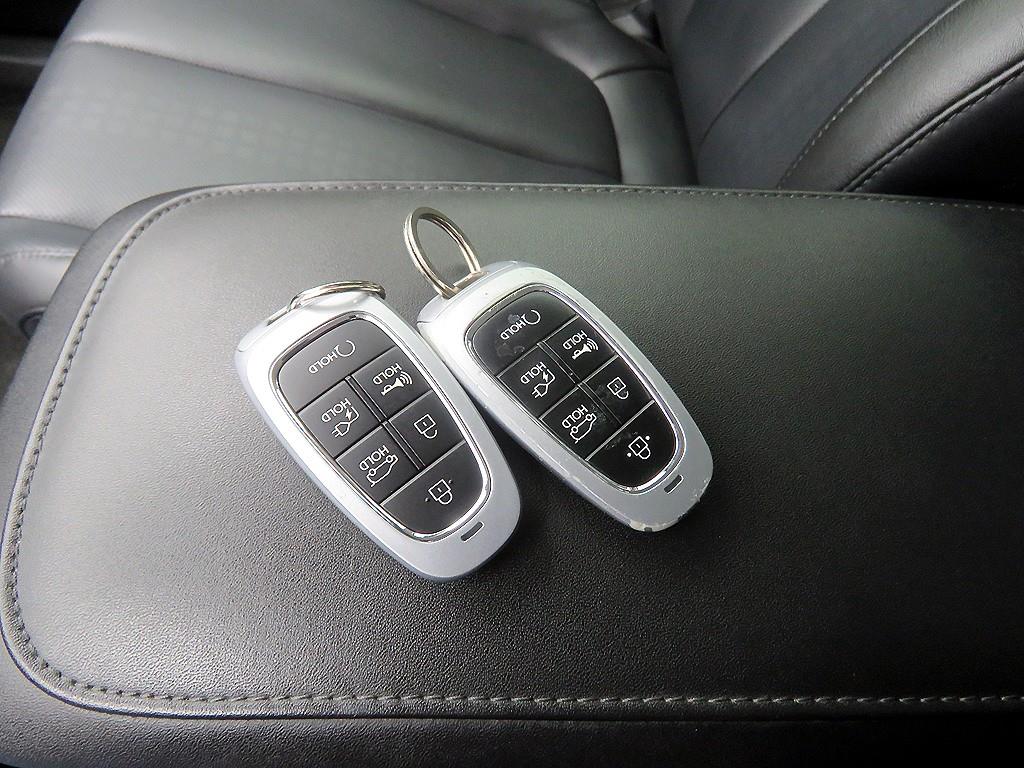 HYUNDAI Ioniq 5 2022 Blanco - Importación desde Corea - HF Imports Iquique - Foto 16