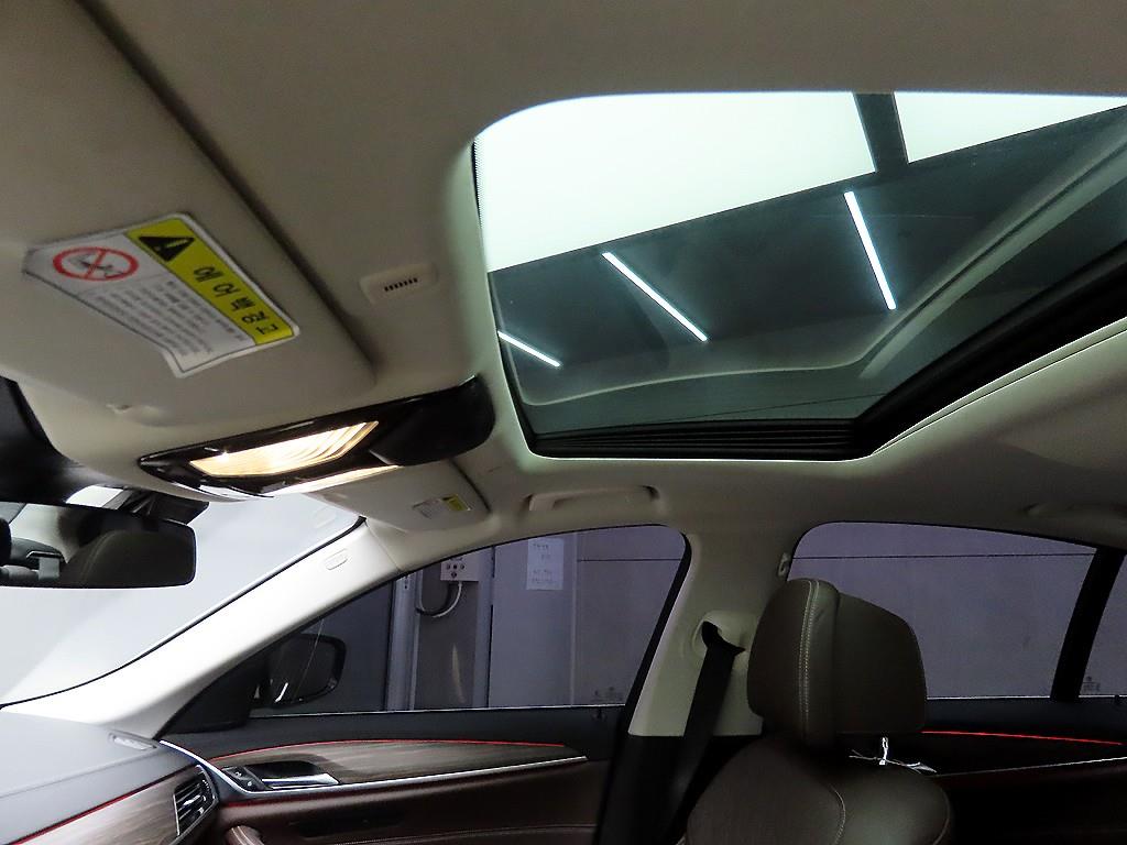 BMW 5 Series 2018 - Importación desde Corea - HF Imports Iquique - Foto 16