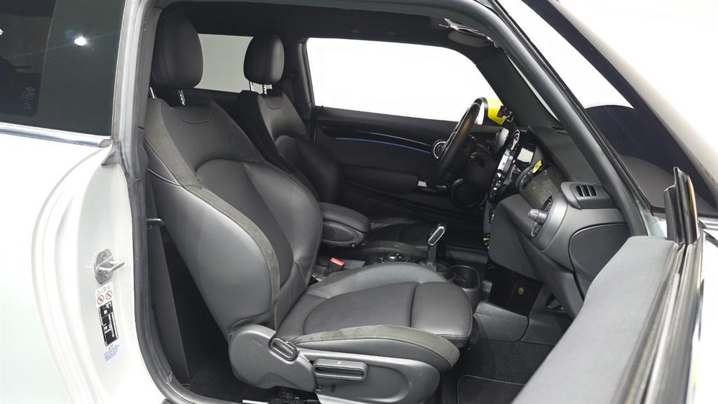 Mini Cooper Electric - Vista 10