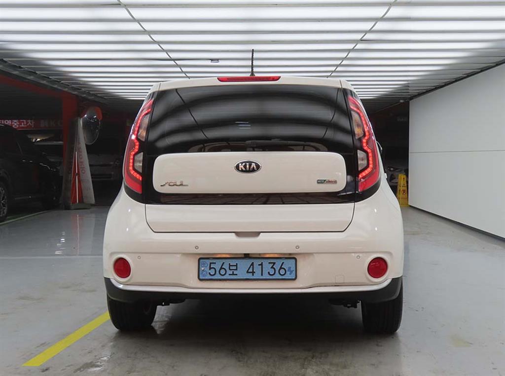 KIA Soul - Vista 3