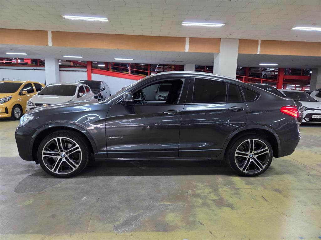 BMW X4 - Vista 3