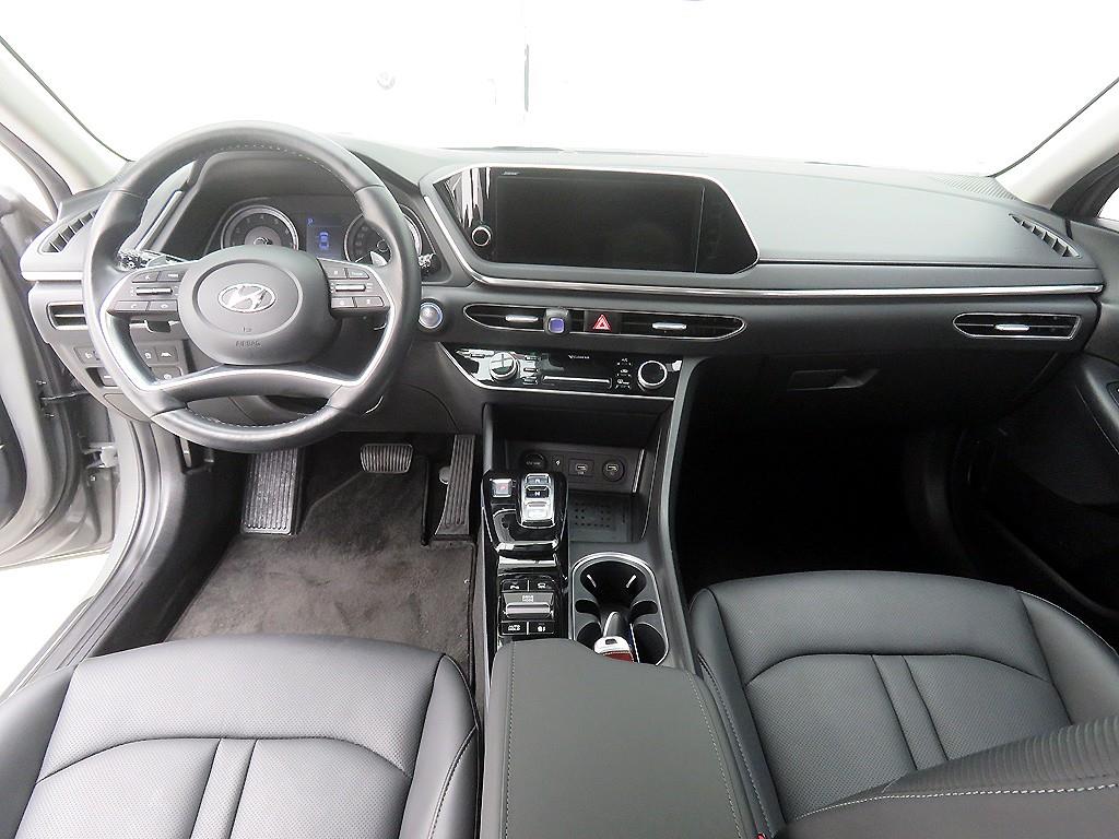 HYUNDAI Sonata - Vista 8