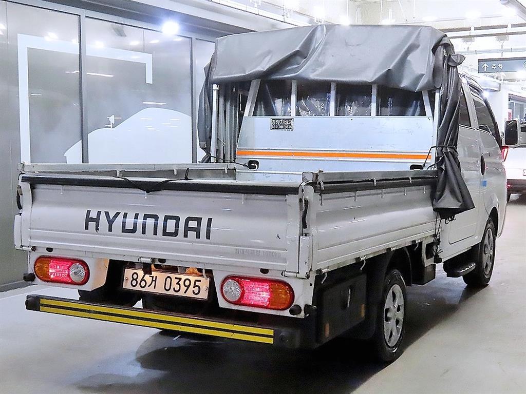 Small Truck Cargo (small) - Vista 4
