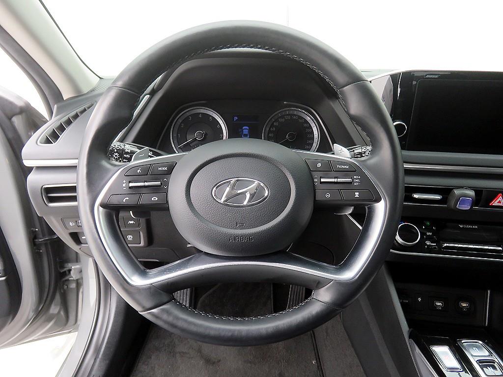 HYUNDAI Sonata - Vista 11